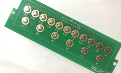 Vad är egenskaperna för metallkuppel eller klistermärken med produkter
